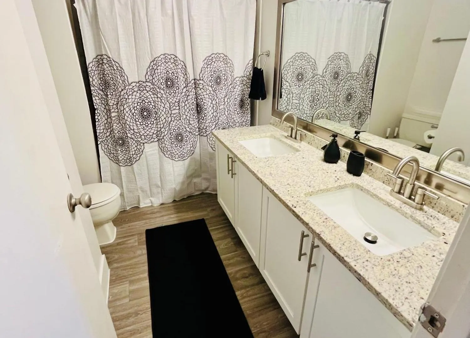 Cute 2 Bedroom 2 Bath 2 Mile Strip5 Las Vegas USA
